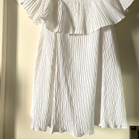 ZARA white off the shoulder dress - Picture 2 of 4